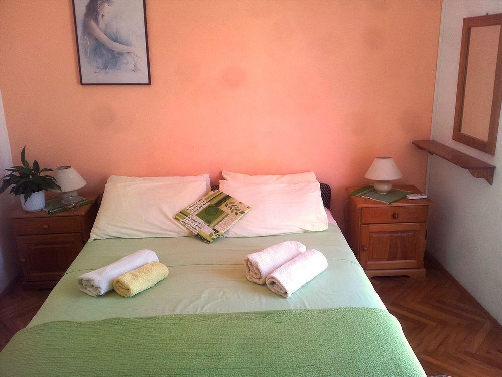 Hostel Zorana