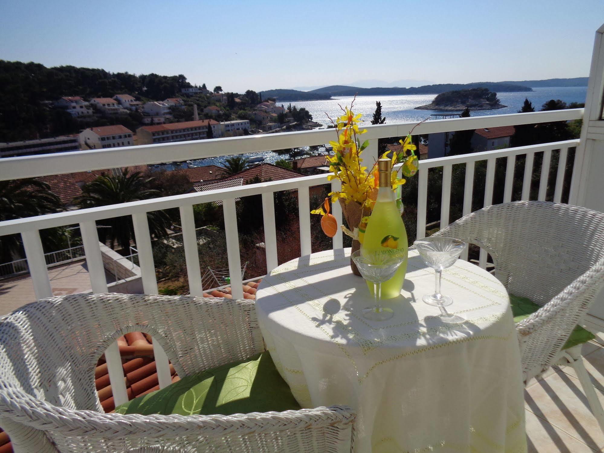 Zorana Hostel